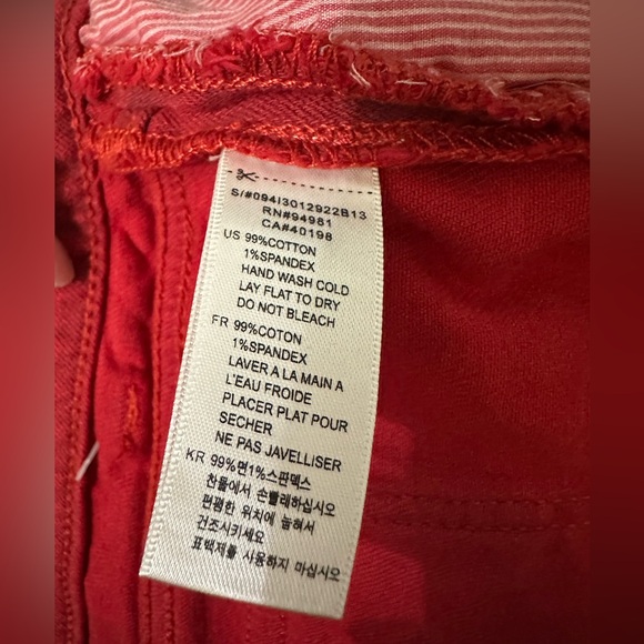 2/$20 ⭐️ NWT - Forever 21 Red Denim Shorts - Size 28 - Picture 4 of 4